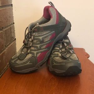 Ecco women’s hiking shoes size 5-5.5